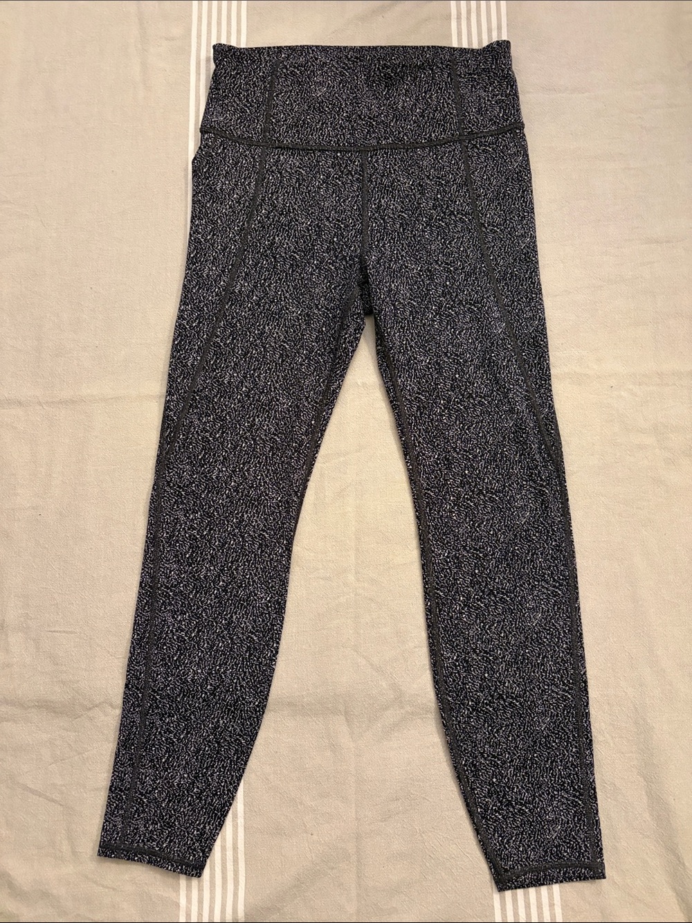 Athleta Lightning Static Pocket Leggings